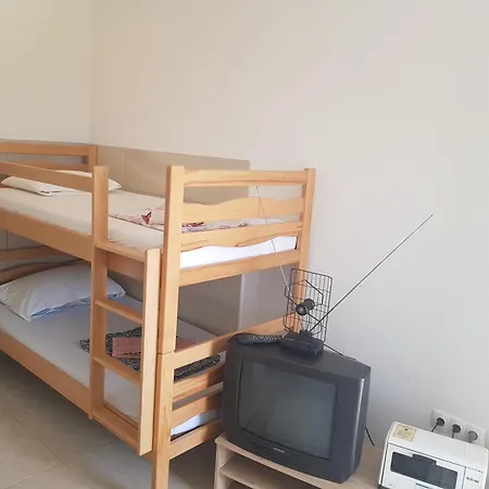 Sanja 1 * Neum